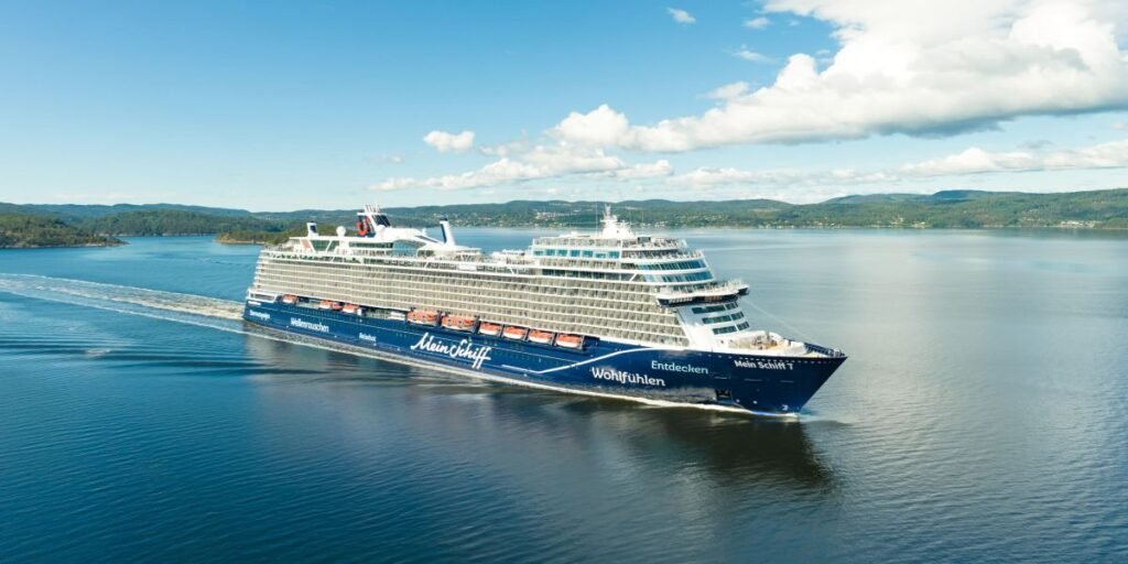 TUI Cruises Tests Paid Premium Theatre Seating On Mein Schiff 7